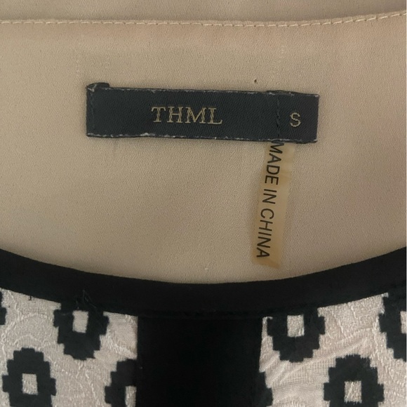 Anthropologie by THML women's S mixed media/print textured geometric top EUC - Picture 10 of 10